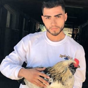 Meet your Posher, Jose